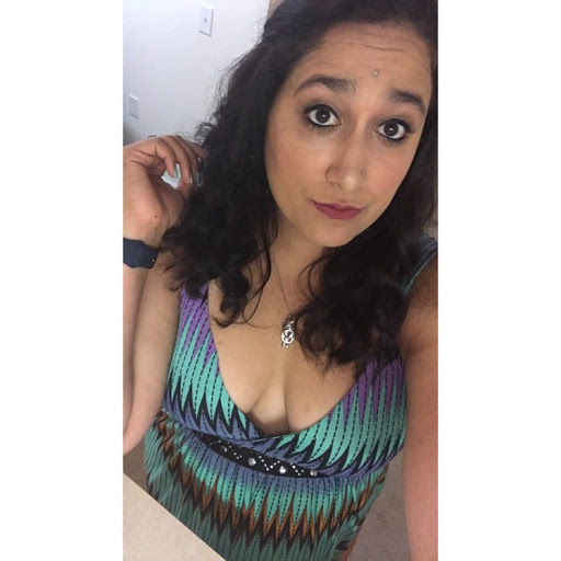 Erika Fernandez Photo 20