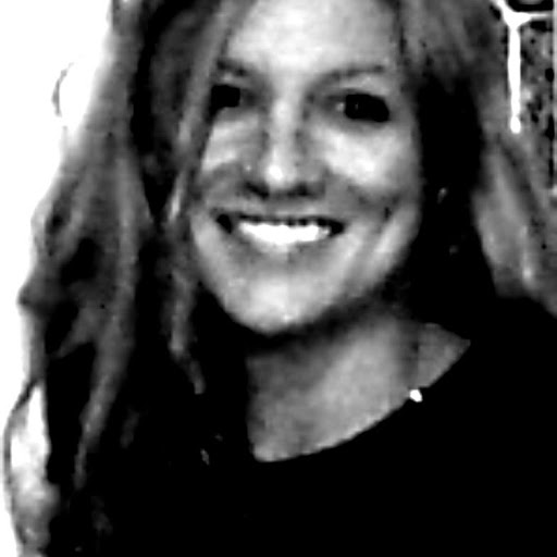 Sandra Woods Photo 35