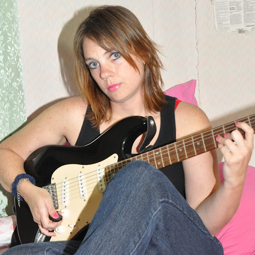 Laura Pepper Photo 26