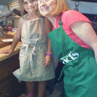 Suzanne Nichols Photo 29