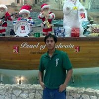 William Apostol Photo 14