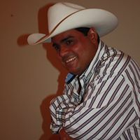 Luis Beltran Photo 28
