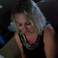 Kellie Swift Photo 15