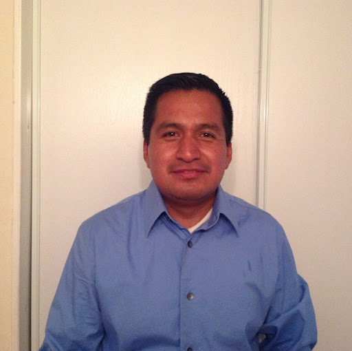 Leo Valencia Photo 4