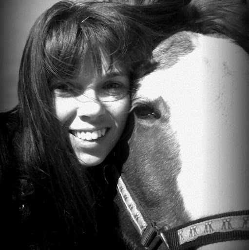 Amy Kerns Photo 27