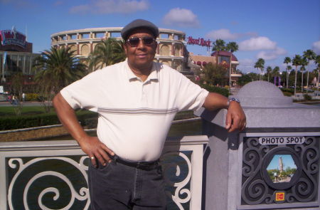 Vernon Rowe Photo 10