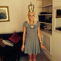 Laura Whittaker Photo 11