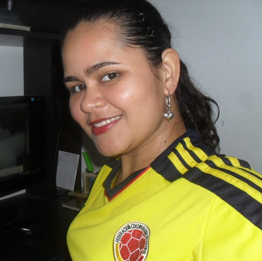 Luz Barreto Photo 10