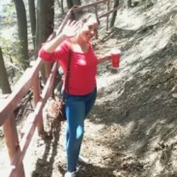 Carol Maldonado Photo 5