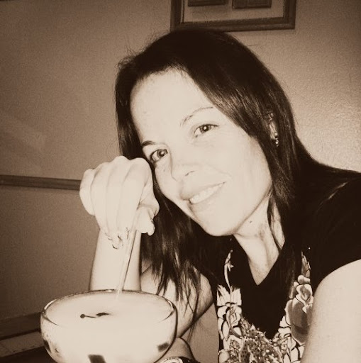 Jeanette Roman Photo 18