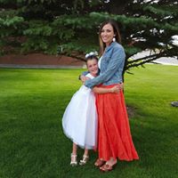 Holly Tucker Photo 28