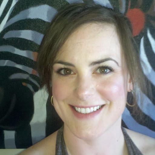 Amber Robbins Photo 35