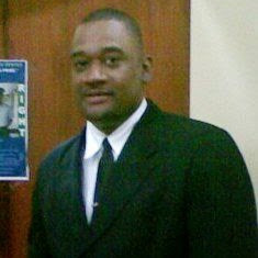 Eric Small Photo 27
