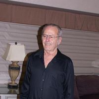 Dennis Sims Photo 8