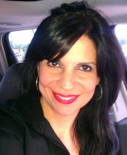 Dee Ellis Photo 34