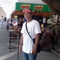 Albert Fuentes Photo 22
