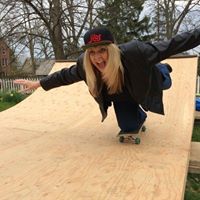 Carrie Davidson Photo 10