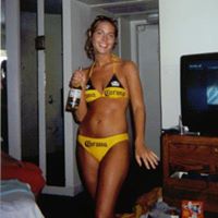 Laura Lines Photo 12