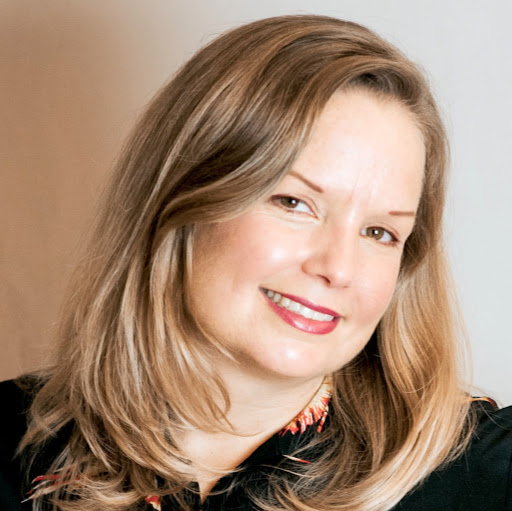 Laura Cochran Photo 34