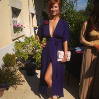 Elizabeth Oxley Photo 9