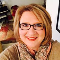 Kathryn Watson Photo 40