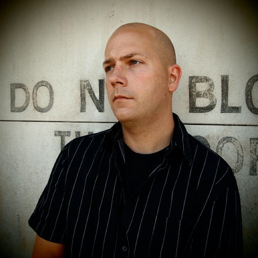 Erik Carlson Photo 38