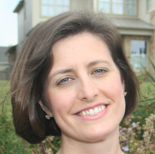Michelle Mcgovern Photo 37