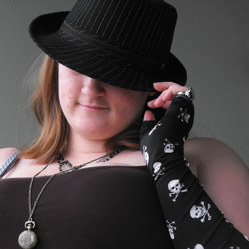 April Johnston Photo 31