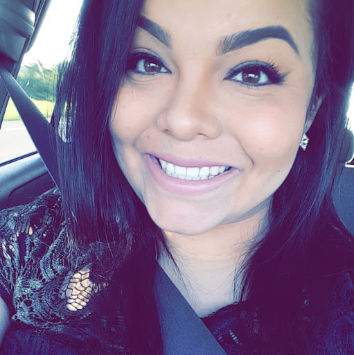 Yessi Martinez Photo 9