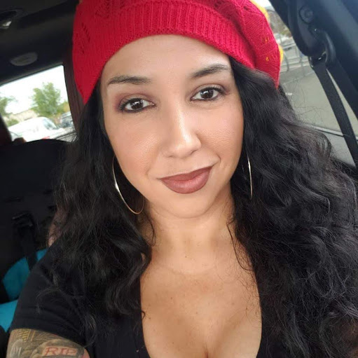 Rachel Salazar Photo 41