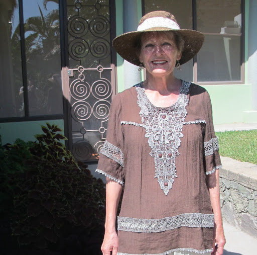 Catherine Cole Photo 7
