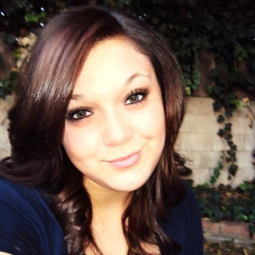 Alicia Dean Photo 9