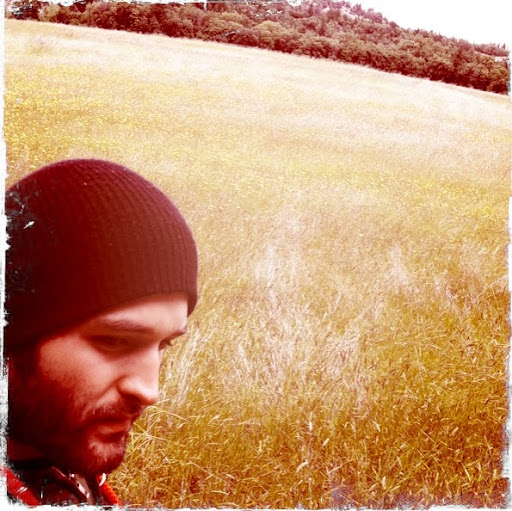 Kyle Weeks Photo 34