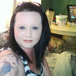 Amy Davis Photo 51