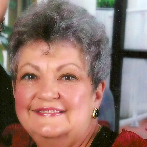 Sandra Stephenson Photo 11