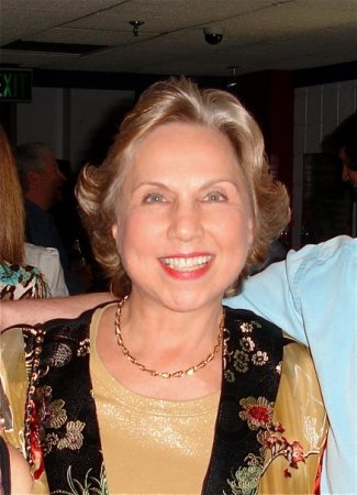 Diana Dodge Photo 37