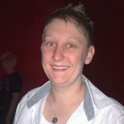 Michelle Sheppard Photo 35