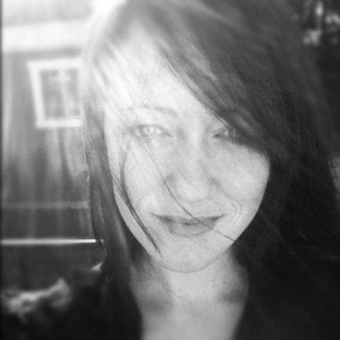 Mary Steele Photo 14