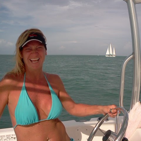 Suzanne Jones Photo 44