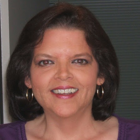 Jennifer Stiles Photo 9