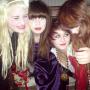 Melanie Walsh Photo 43