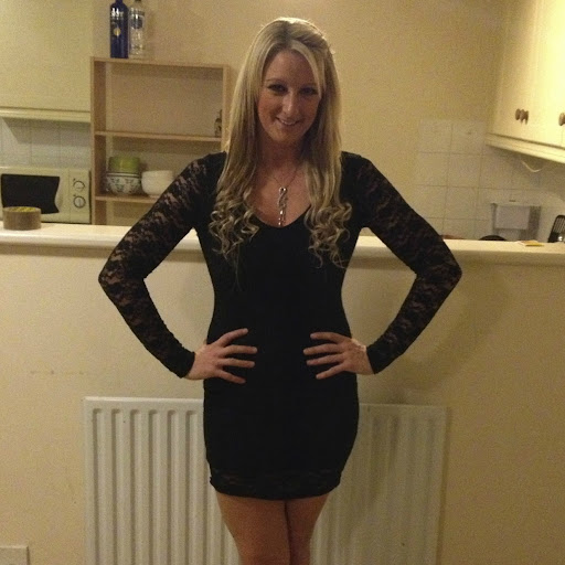 Victoria Collins Photo 22