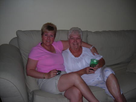 Debbie Newton Photo 9