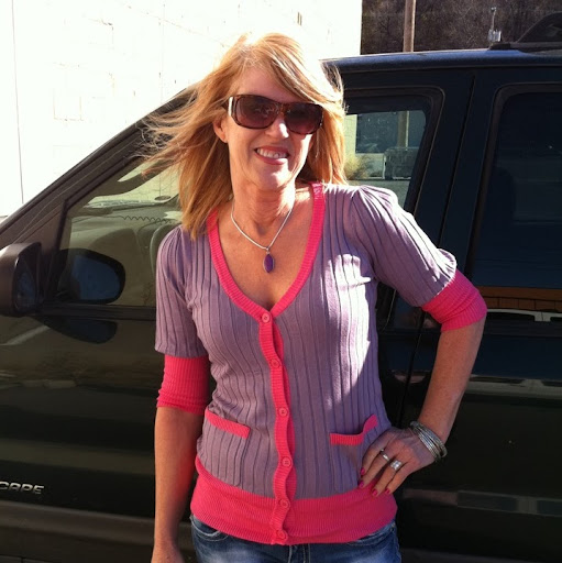 Angela Hathaway Photo 11