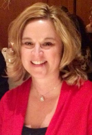 Jennifer Nolan Photo 22