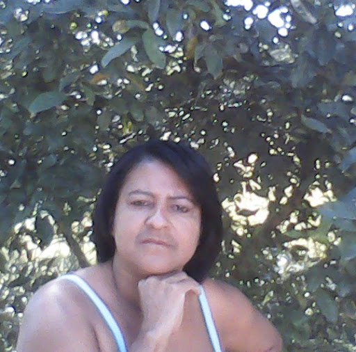 Isabel Ferreira Photo 15
