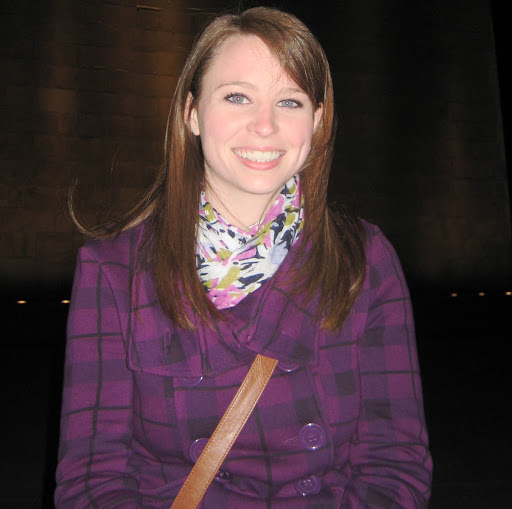 Jennifer Graham Photo 35