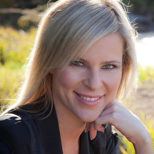 Samantha Hurst Photo 10