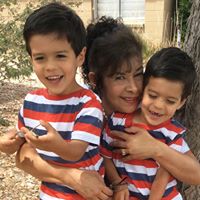 Vickie Cruz Photo 26