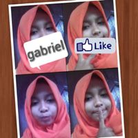 Sarah Gavin Photo 20